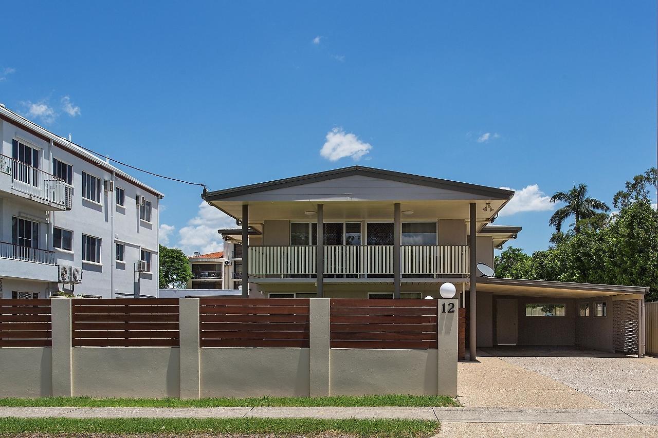 City Ville Luxury Apartments And Motel Rockhampton Bagian luar foto